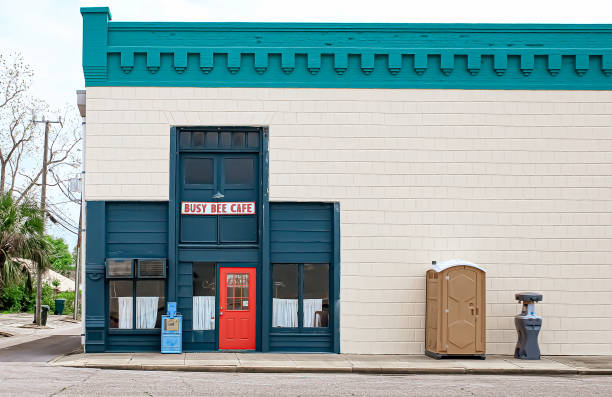 Best Construction site porta potty rental  in Canton, MO